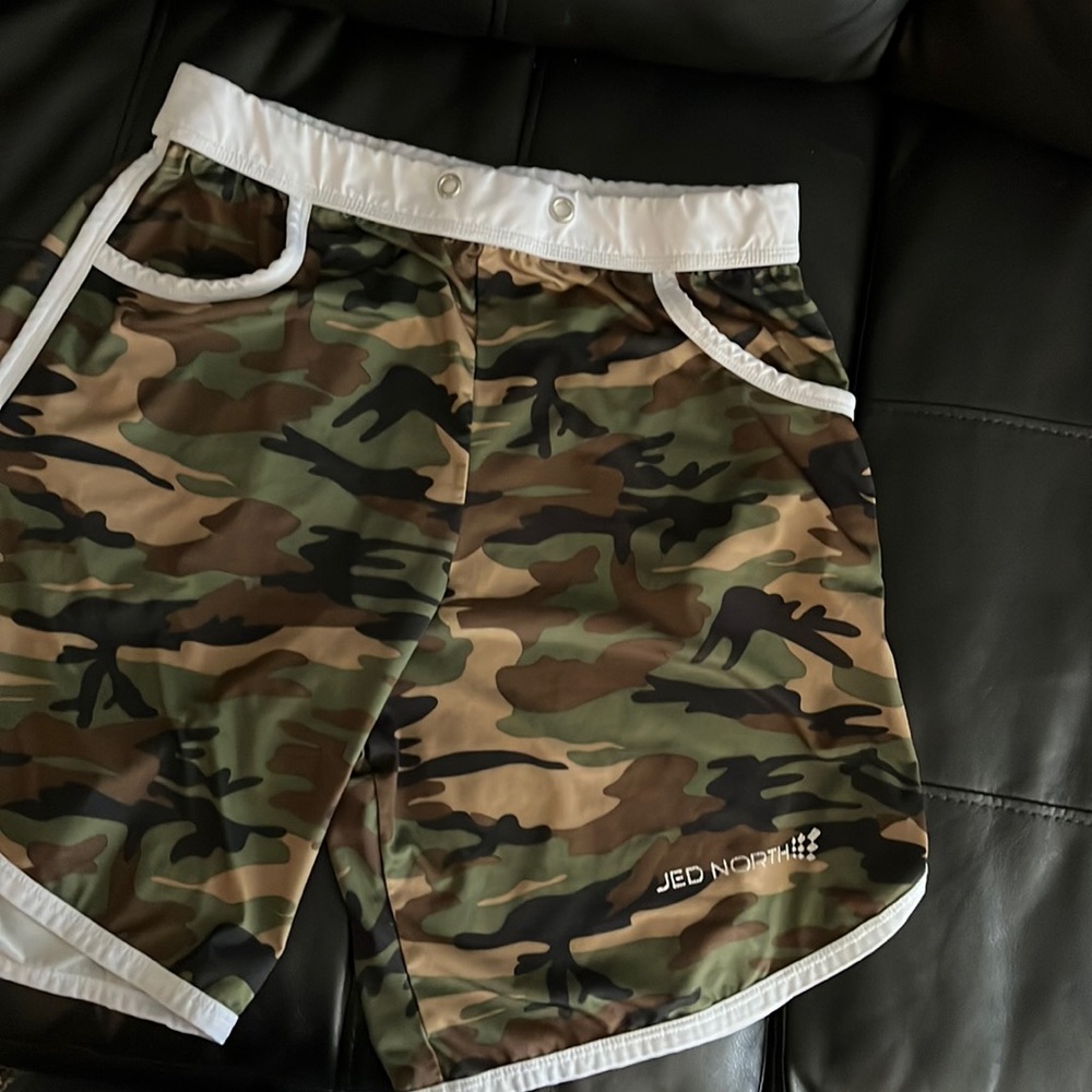 Jed North Camo Large